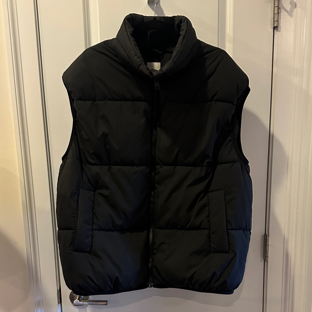 H&M Black Quilted Oversized Outerwear size S